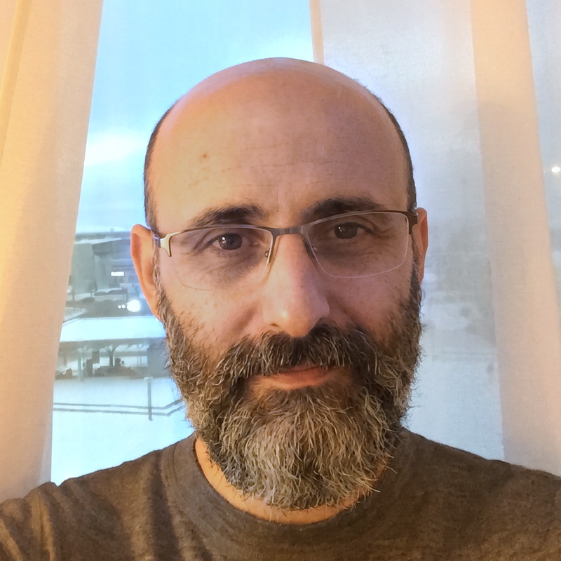 Алекс Туль — разработчик Telegram-ботов и AI-агентов